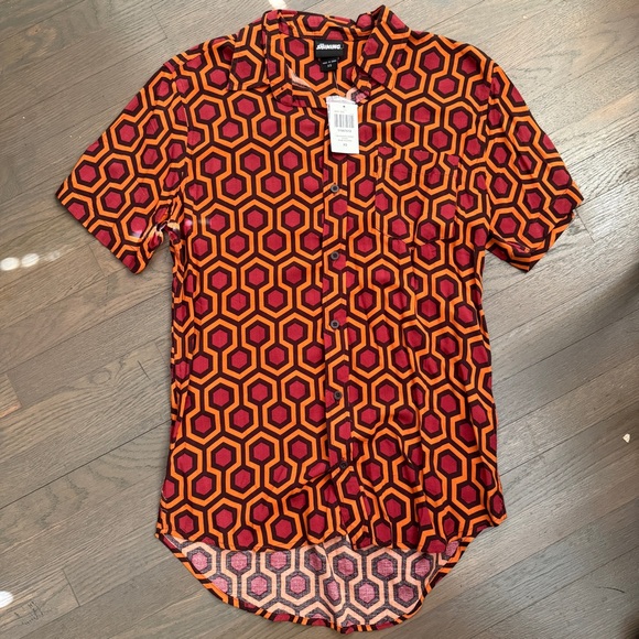 The Shining Overlook Hotel Carpet Woven Button-Up mens medium - Picture 2 of 6